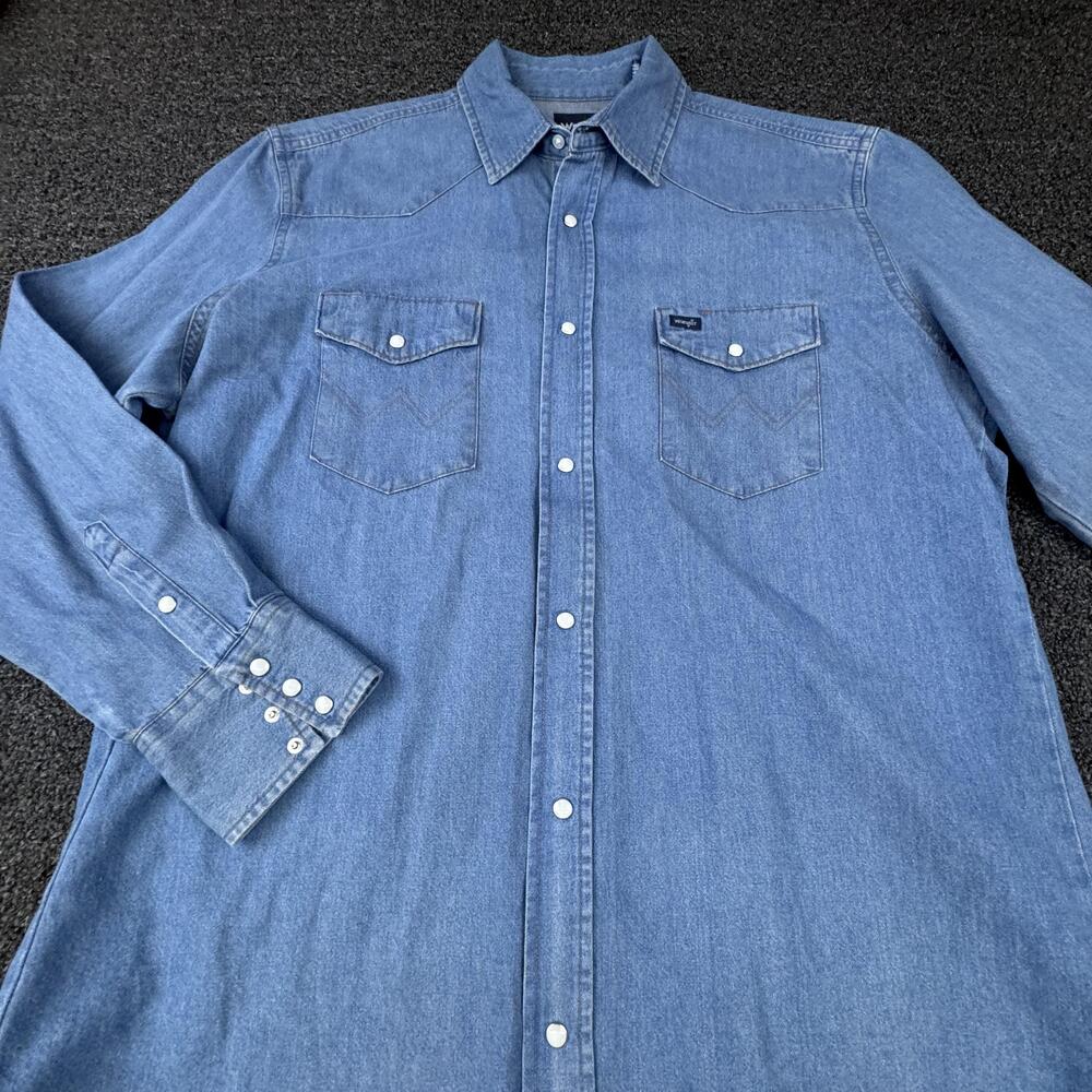 Vtg Wrangler Shirt Mens XLT Blue Long Sleeve Snap Button Up Pocket Casual Denim